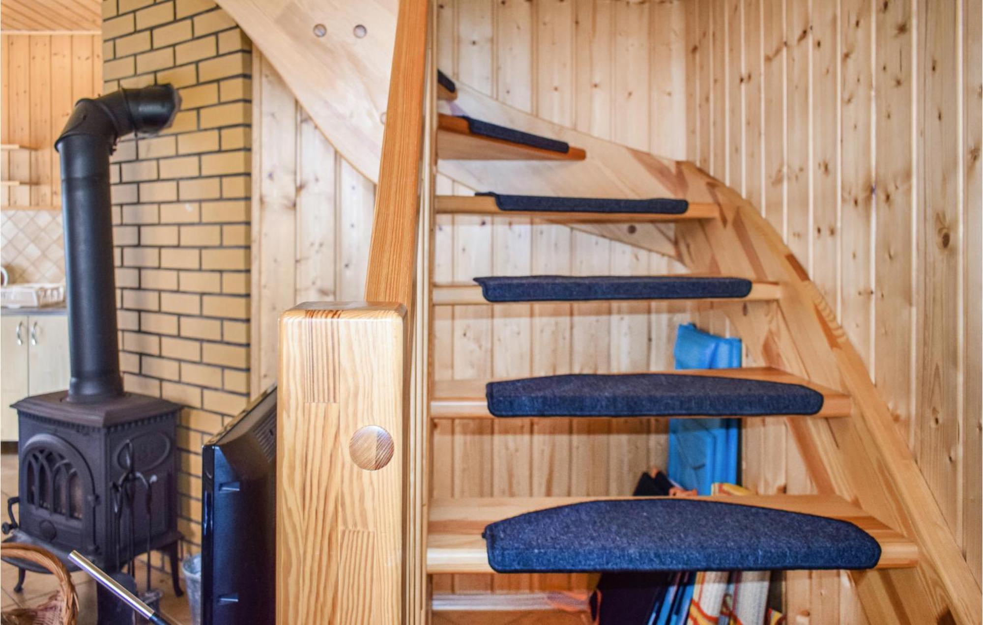 Awesome Home In Bobolin With Kitchen エクステリア 写真